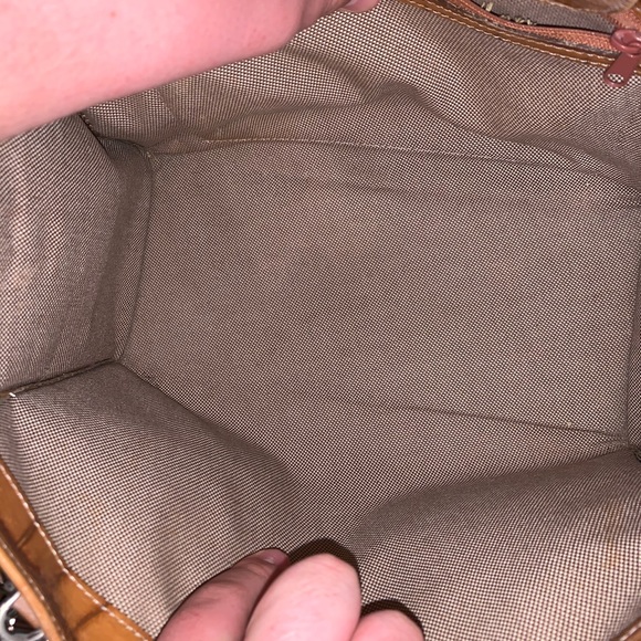 Authentic Dooney and Bourke purse and wallet - Picture 2 of 8